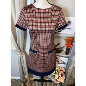 Tommy Hilfiger EUC size 2 Crewneck Short Sleeves Pull On Zip Back Shift Dress